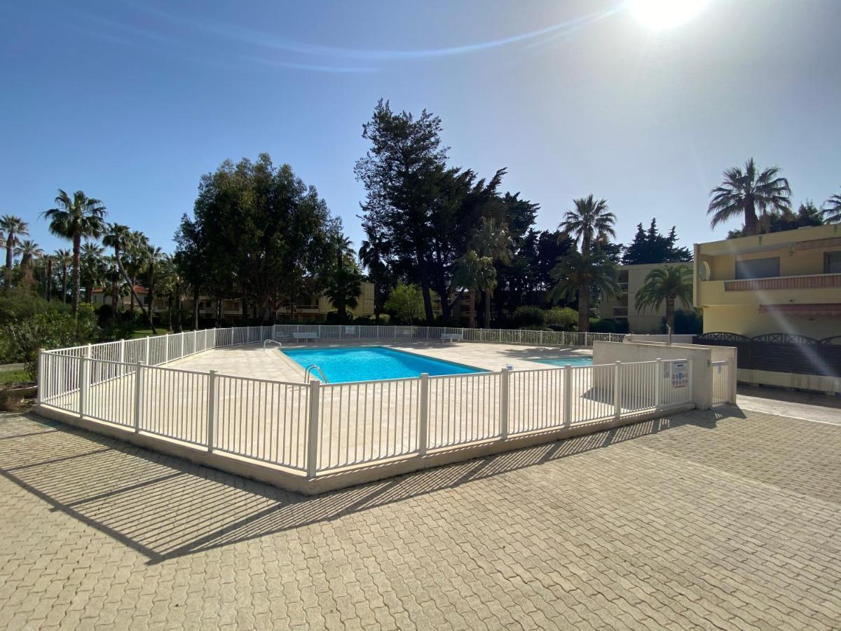 Residence Les Eucalyptus Antibes Exterior foto